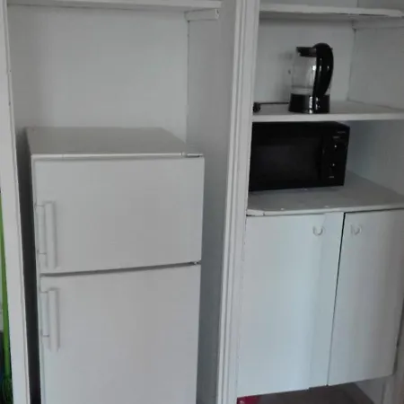 Δωμάτια σε οικογενειακή κατοικία For Single Or Couple Near Rimi Savanoriu Pr Center Βίλνιους